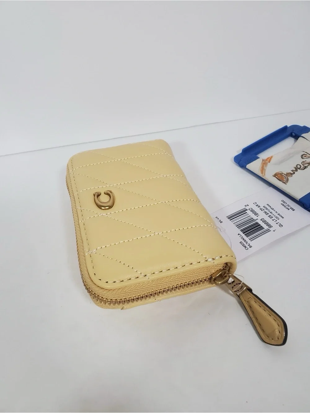 Coach Essential Small Zip Around Card Case With Pillow Quilting NWT